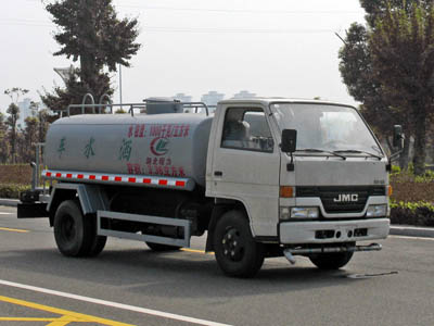 江鈴3方小型綠化灑水車